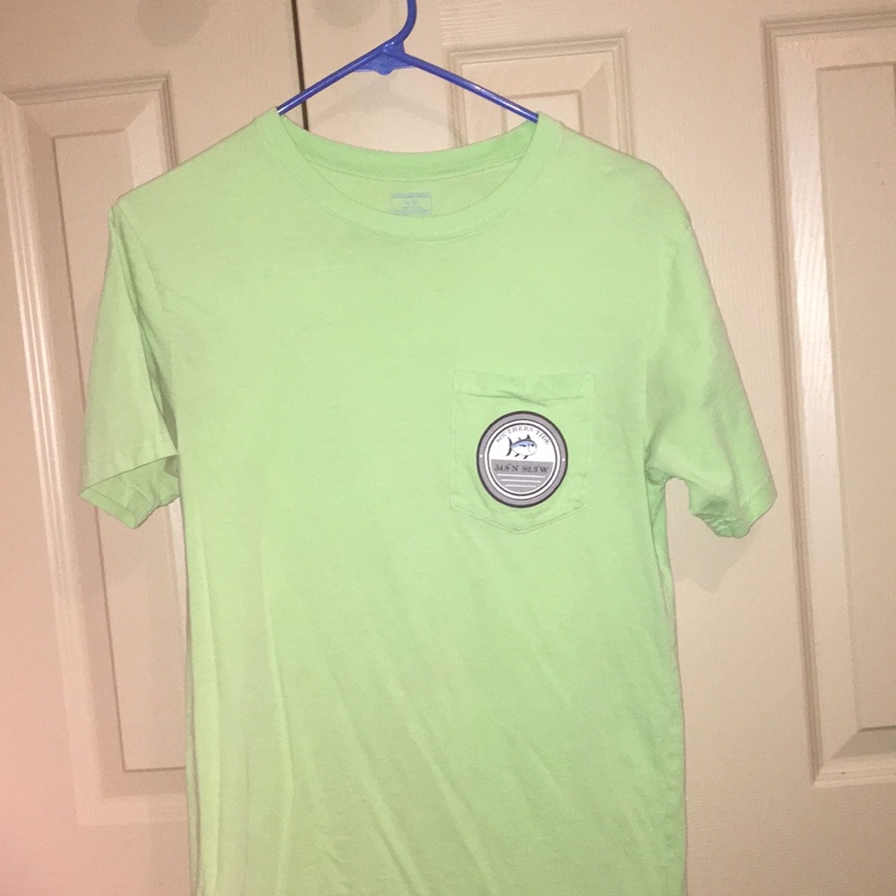 Men’s souther tide short sleeve tee